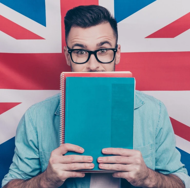 Aller étudier en Angleterre étudier en Angleterre ; aller étudier en Angleterre ; aller étudier en Angleterre après le bac ;