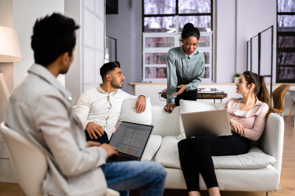 La SMENO vous partage ses informations sur le coliving et ses différences avec la colocation.